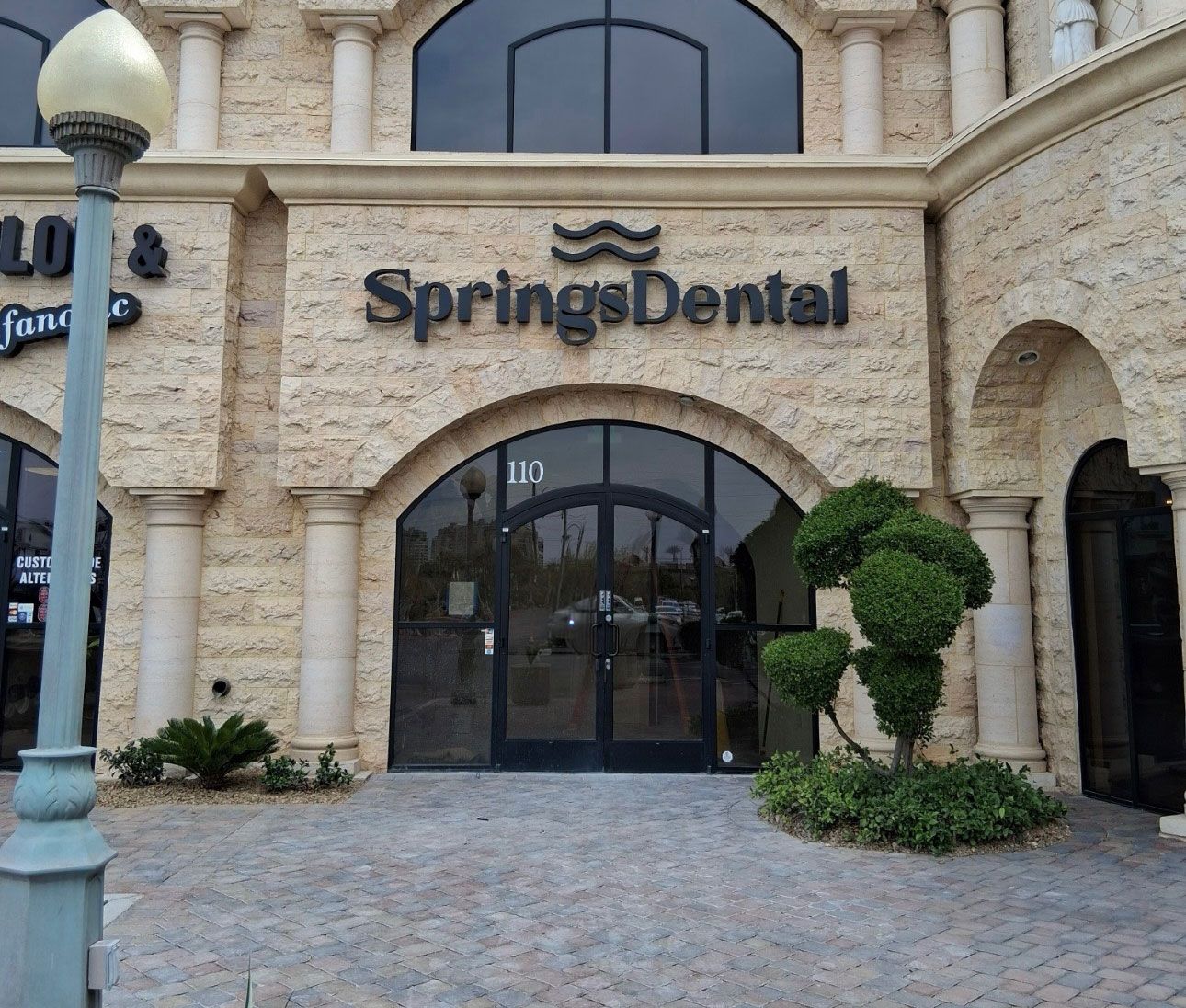 Springs Dental exterior
